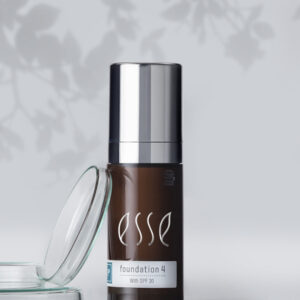 Esse Foundation - meikkivoide SPF30