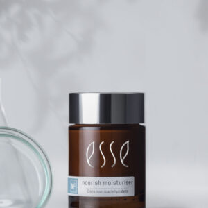 Esse nourish moisturiser - täyteläinen kasvovoide herkälle iholle 50ml