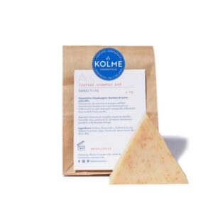 Kolme Cosmetics palashampoo Sensitive kuivalle ja herkälle päänahalle